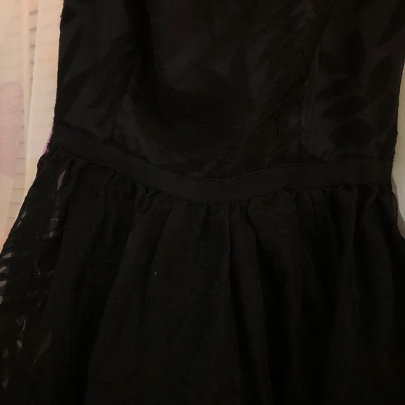 Guess Los Angeles Strapless Black Flower Dress - Picture 6 of 11